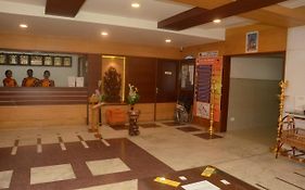 Hotel Kanakabhishegam First Hotel From The Thirukadaiyur Temple